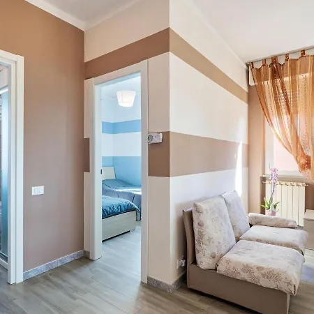 Restful Holiday In Fiumaretta With Terrace Ferienhaus