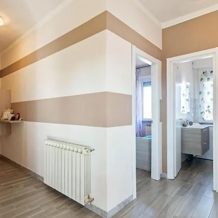 Ferienhaus Restful Holiday In Fiumaretta With Terrace Ameglia